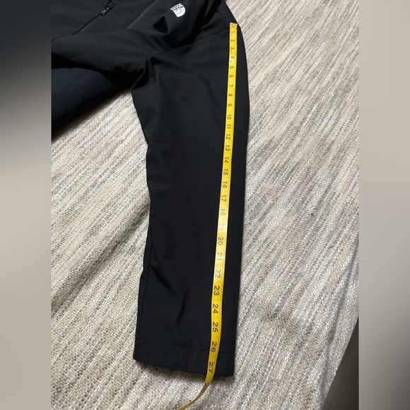 The North Face Black Hooded Jacket - Picture 9 of 15